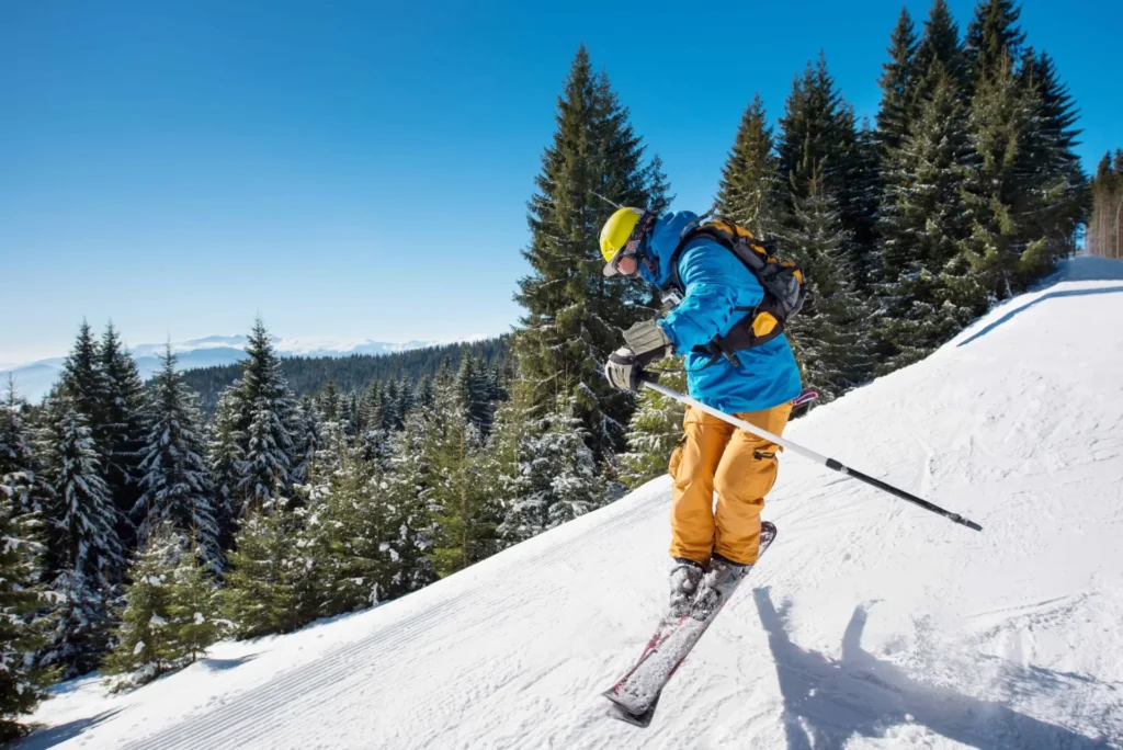 Essential Items for Skiing With a Backpack