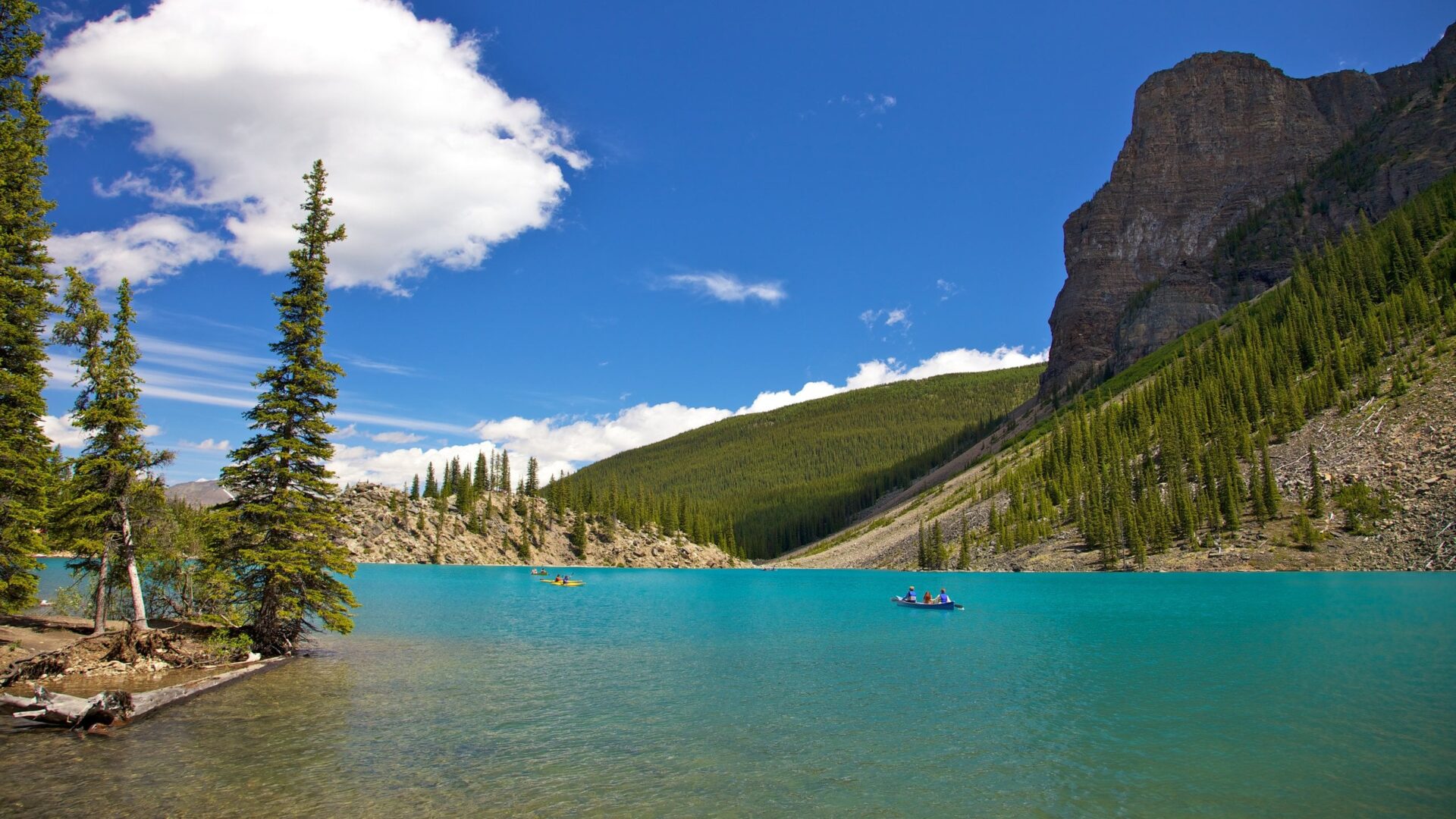 moraine-lake-guide-to-visiting-in-canada-todaytraveling