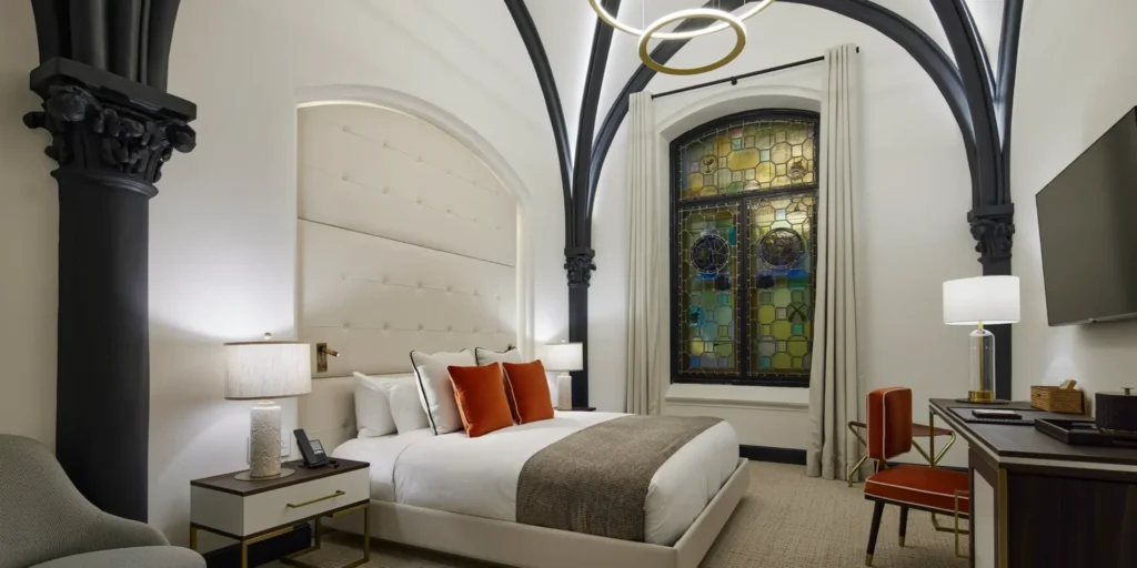 Best Time to Visit Midtown Manhattan