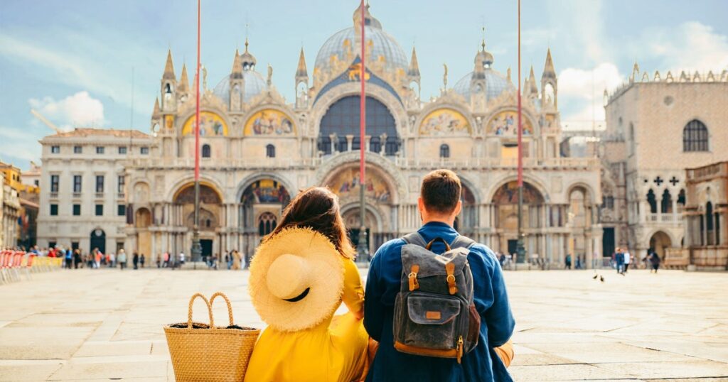 Ideal for Couples and City Breaks