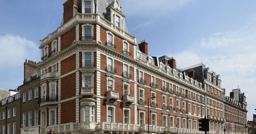 The Mandeville Hotel