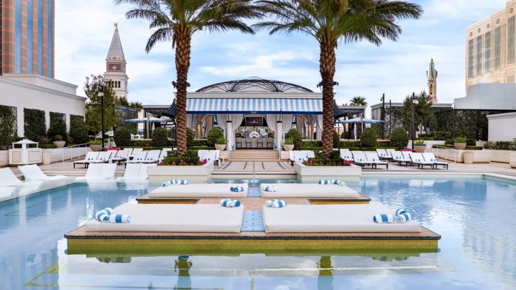 VIP-Level Guest Rooms and Suites