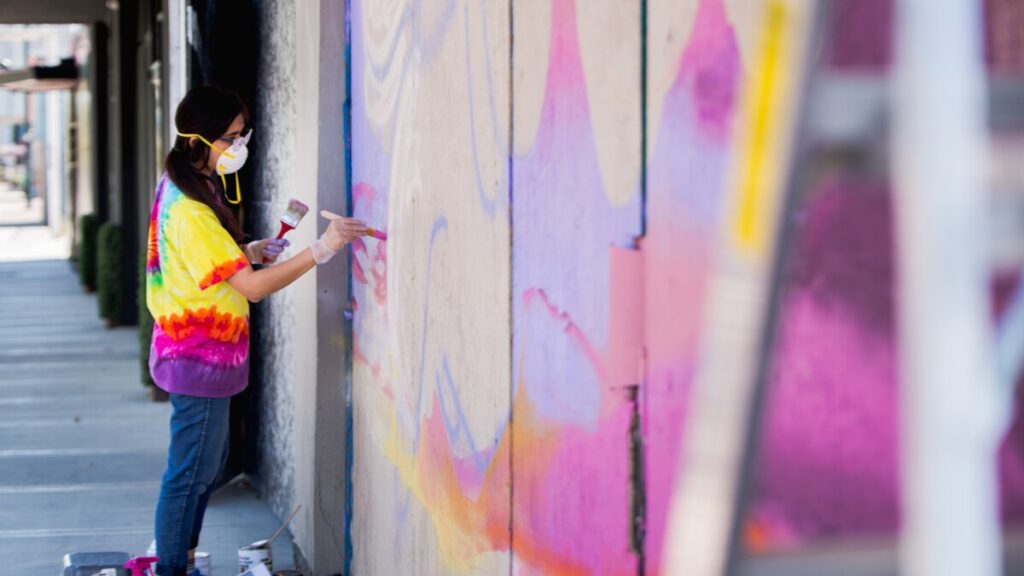 Explore the Las Vegas Arts District