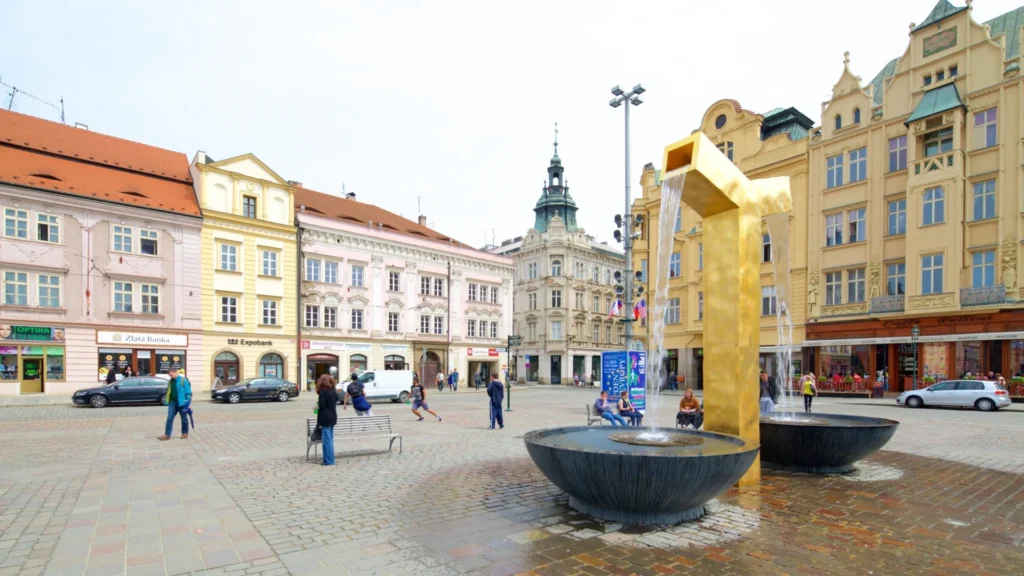 Explore the Pilsen Theatre District