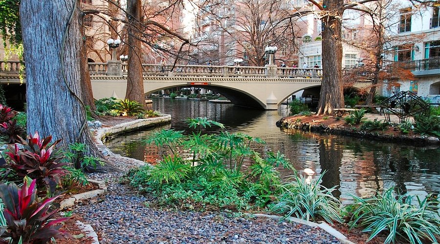 The River Walk and Downtown Highlights