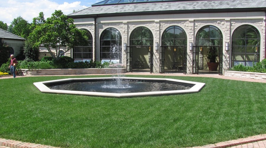 Walk Through Kauffman Memorial Garden