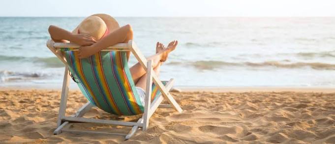 How to Save Money on a Tropical Vacation