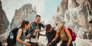 Meet People When Traveling Alone